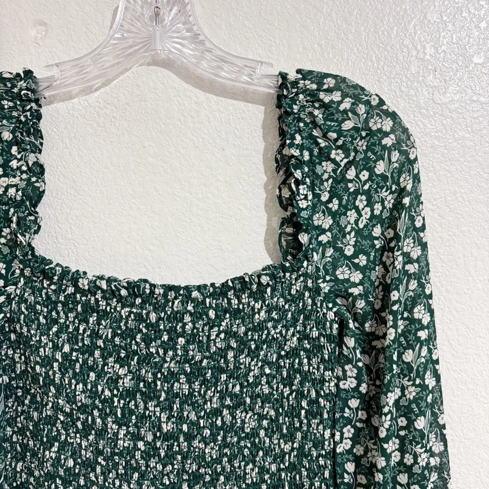 Reformation‎ Pinto Long Puff Sleeve Smocked Top in Parsley Green & White Floral